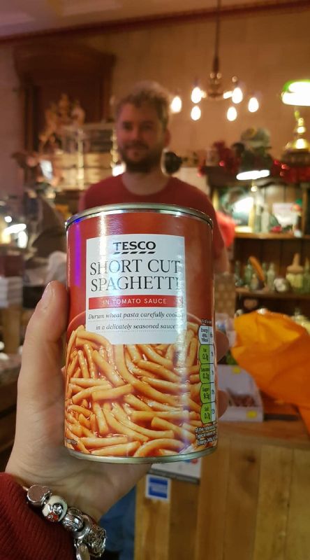 Spaghetti corti in lattina, Regno Unito