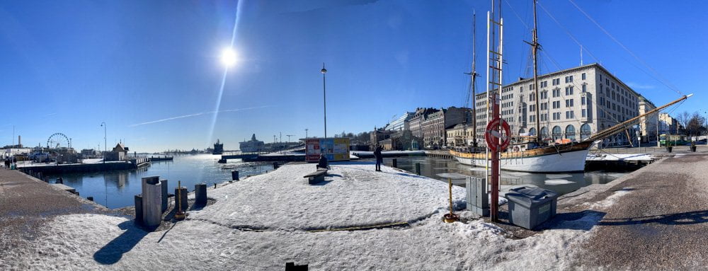 Panorama del porto di Helsinki