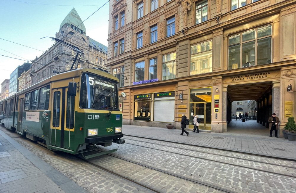 Tram nel centro di Helsinki, Finlandia