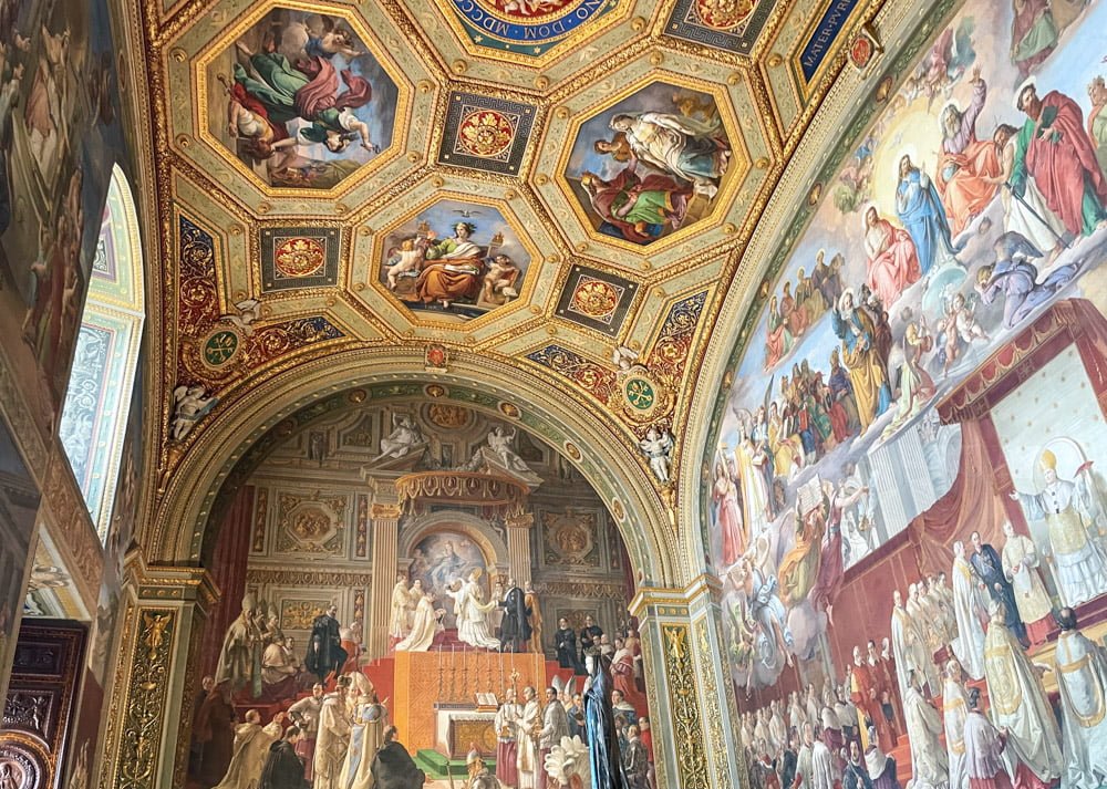 Volta affrescata nelle Stanze di Raffaello nei Musei Vaticani