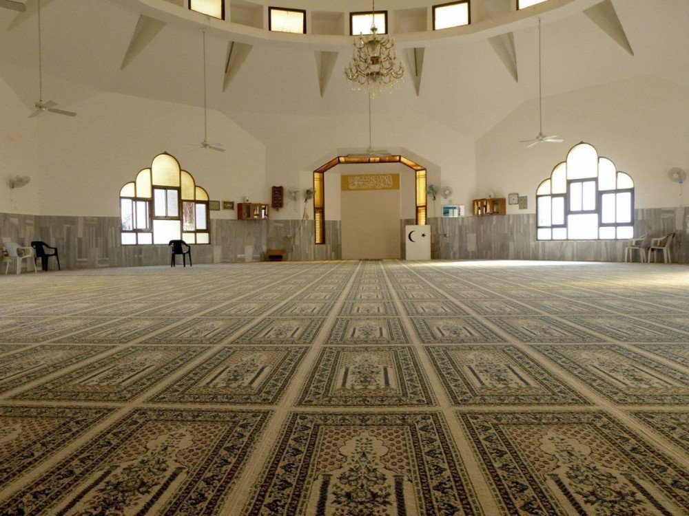 Interno moschea Mahmood di Haifa in Israele