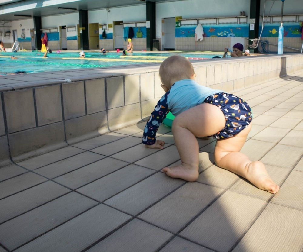 Britalian baby in piscina a Torino con il set nuoto Bambino Mio