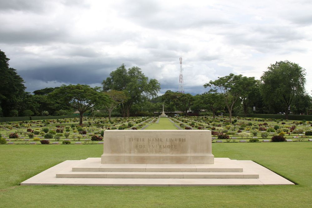 Il cimitero di guerra di Kanchanaburi