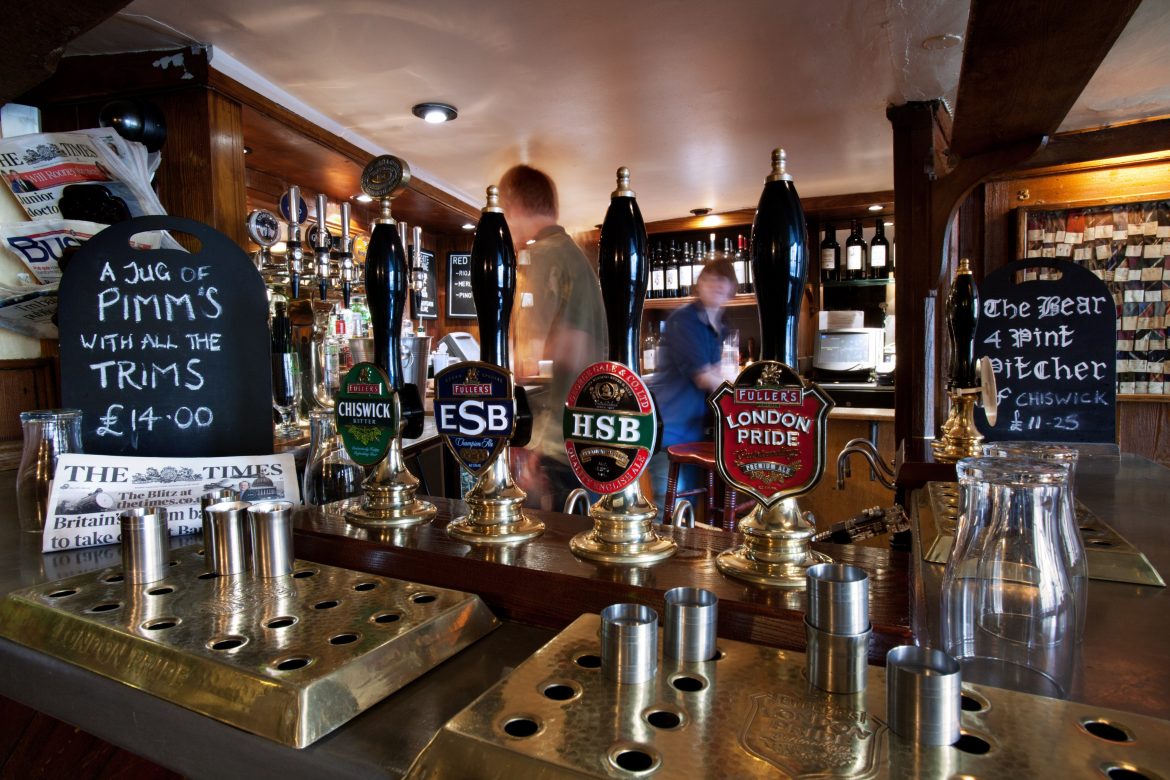 Venerdì alcolici, ovvero come gli inglesi hanno bisogno di birra per