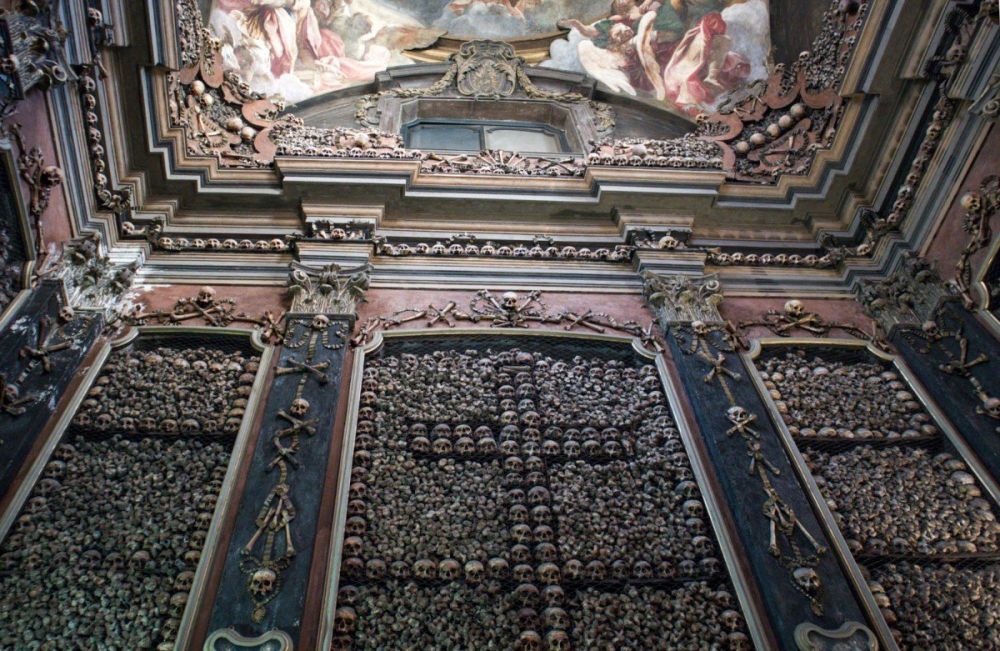 Ossario della chiesa di San Bernardino alle Ossa di Milano