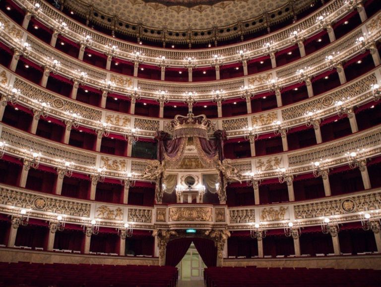 Perché Visitare Il Teatro San Carlo Di Napoli • Pasta Pizza Scones