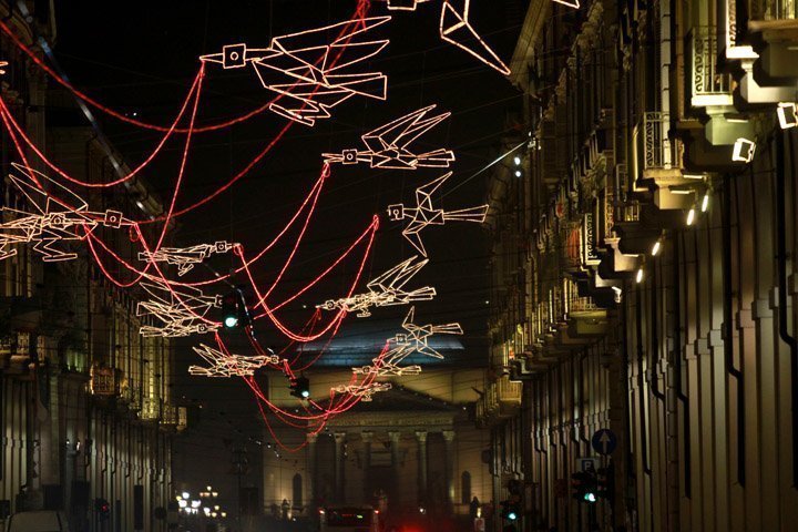 Volo su… di Francesco Casorati per la manifestazione Luci d'Artista di Torino